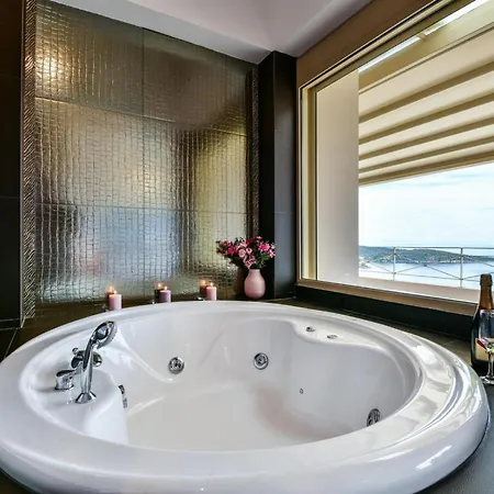 Infinite Blue Epidavros Villa *